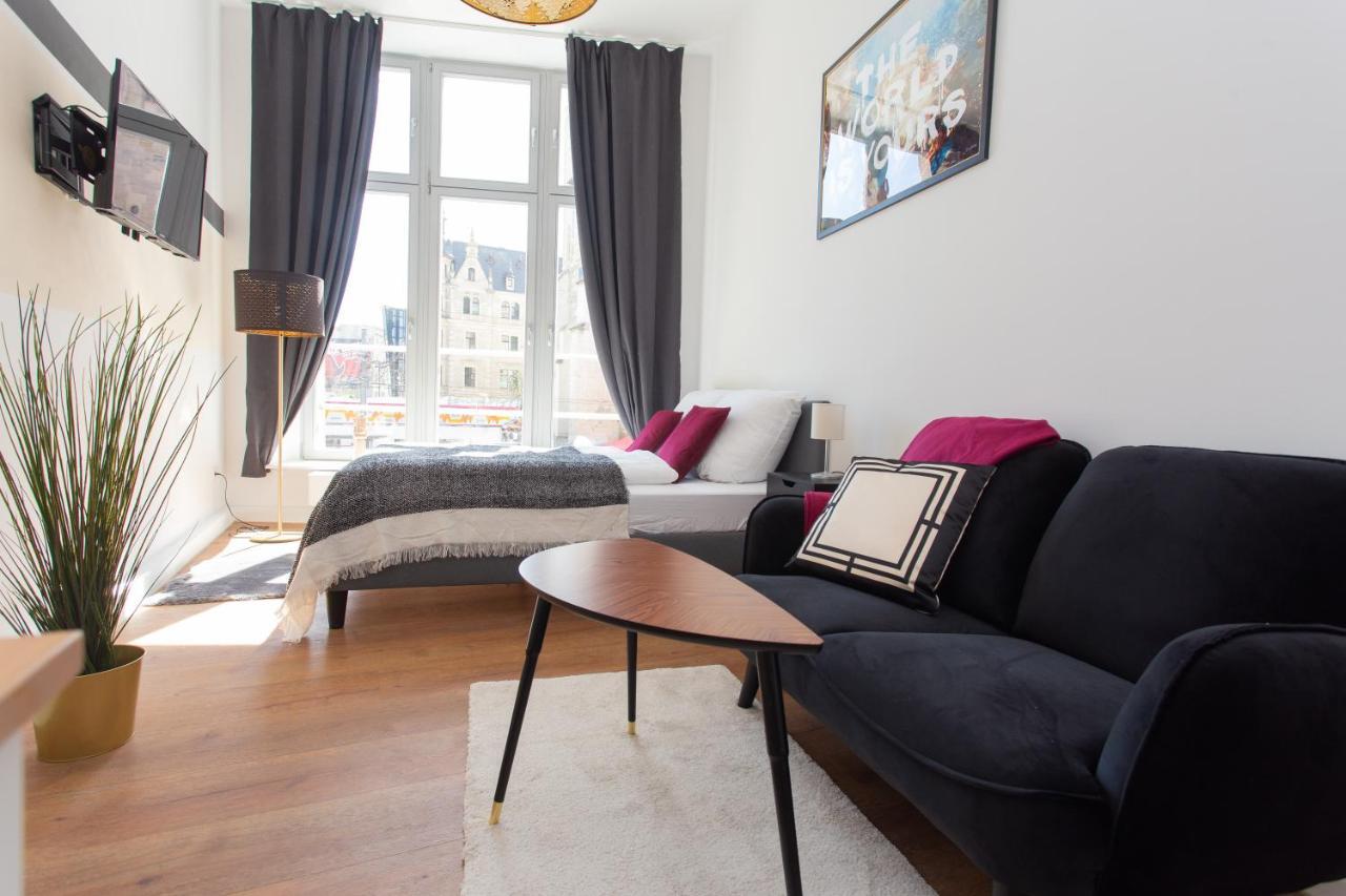 Fullhouse - Halle - M14 Apartments - Marketplace - Wonderful View Экстерьер фото
