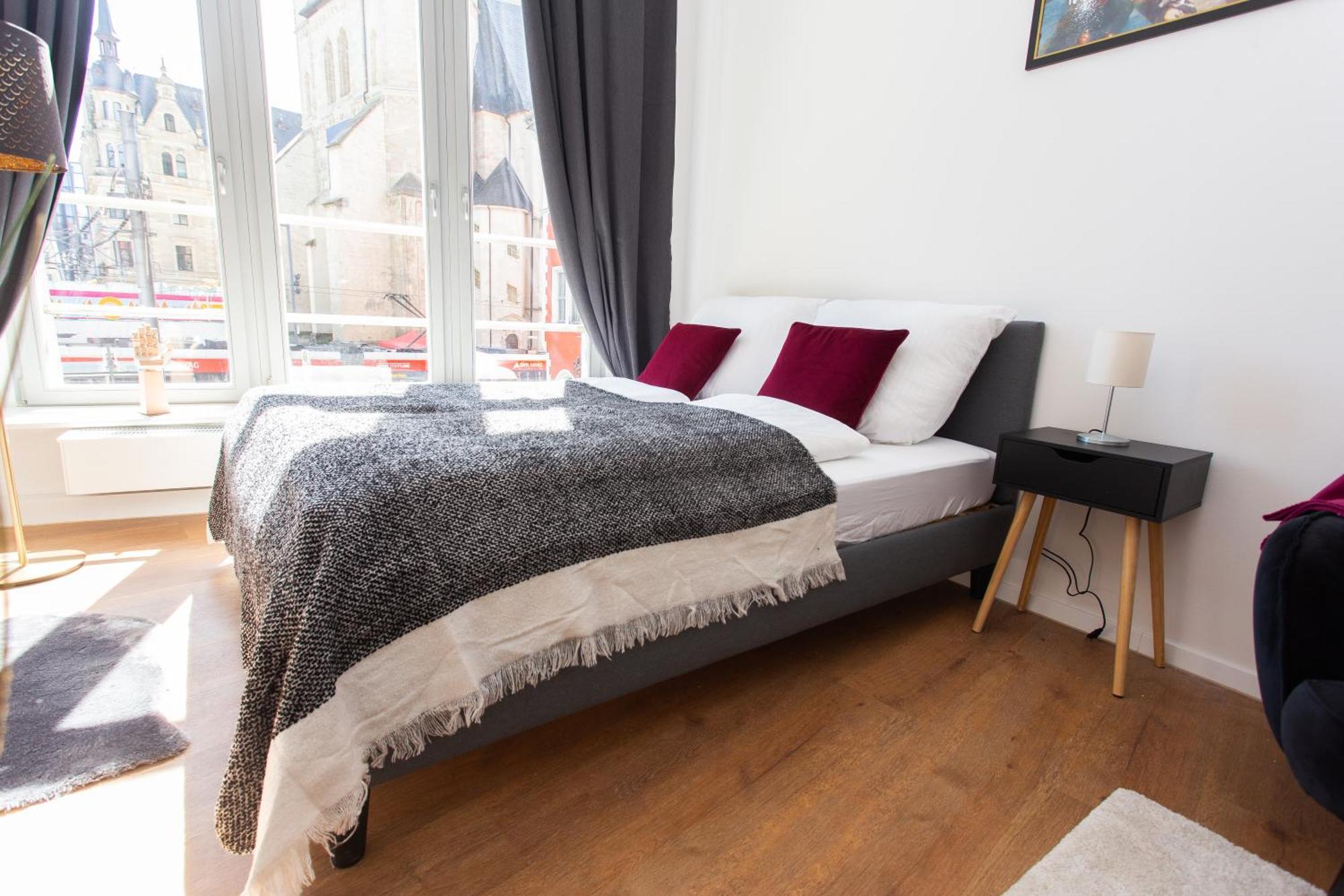 Fullhouse - Halle - M14 Apartments - Marketplace - Wonderful View Номер фото